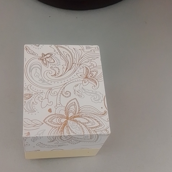 Ring - Picture 3 of 3